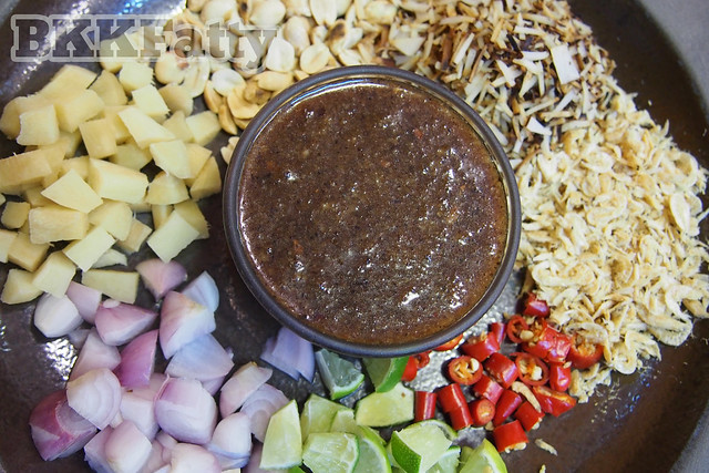 mieng kam authentic thai dish