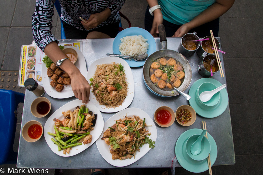 Ah Ou Bangrak (ร้านอาอู๋ บางรัก)
